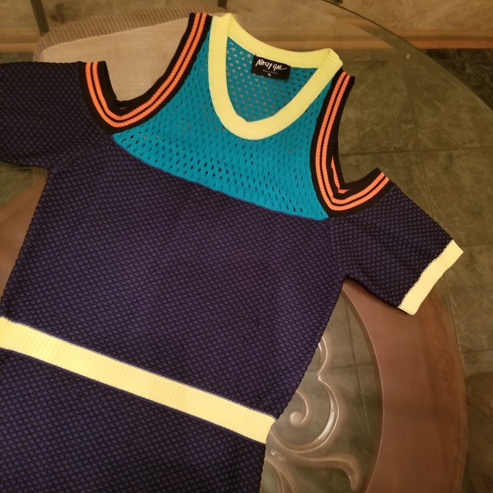 Dress - Picture 3 of 7